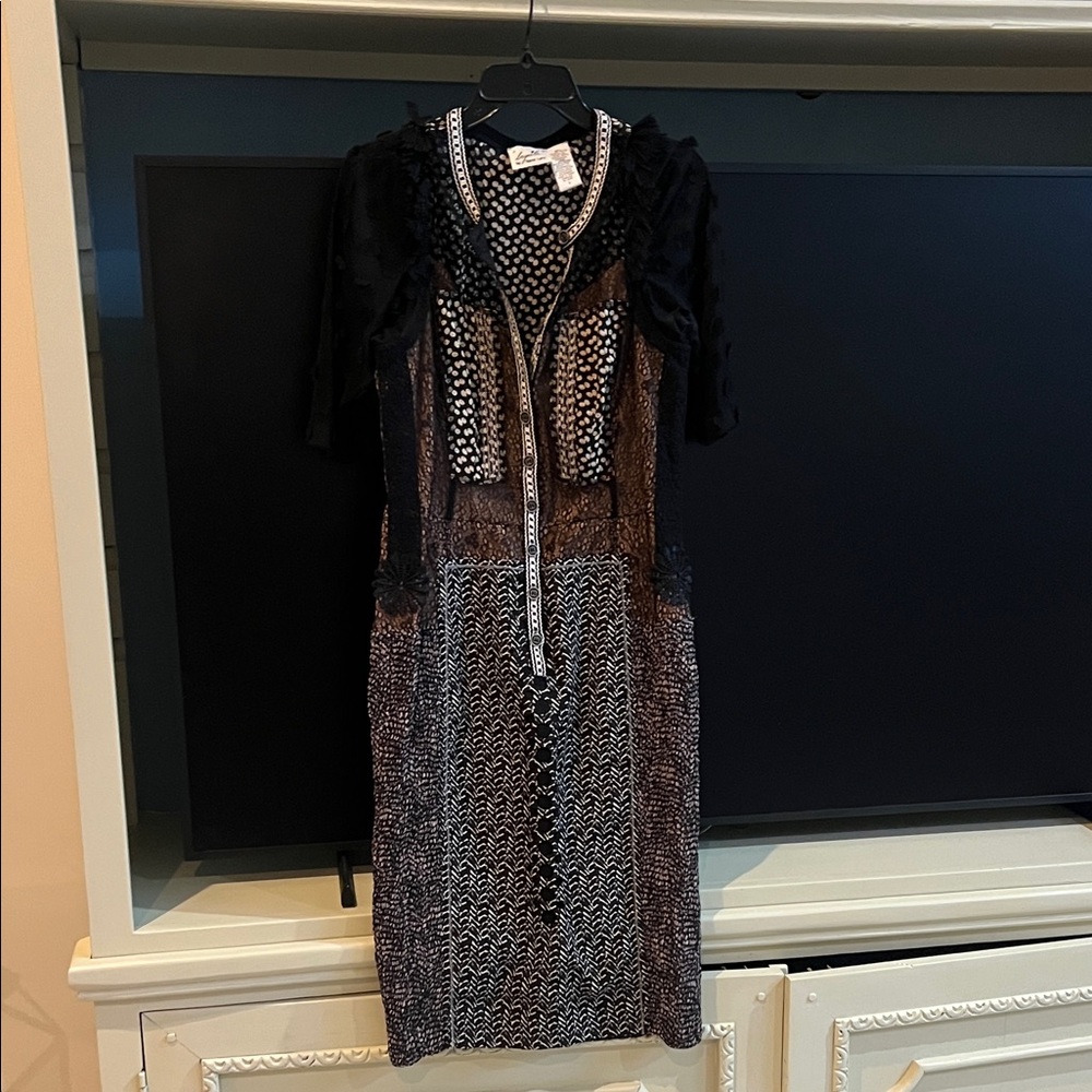 Chic Black and White Midi Dress